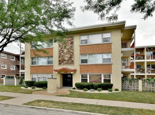 3121 Paris Ave APT 102, River Grove, IL 60171