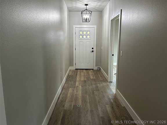 2nd image of 503 Cemetery Rd