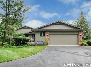 3598 Charlevoix Dr SE #116, Grand Rapids, MI 49546