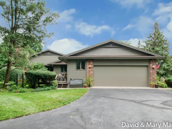3598 Charlevoix Dr SE #116, Grand Rapids, MI 49546
