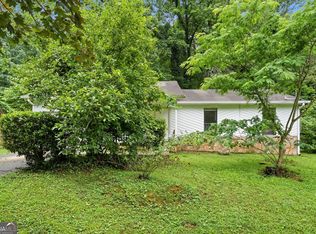 312 Hardwood Ln, Lawrenceville, GA 30044