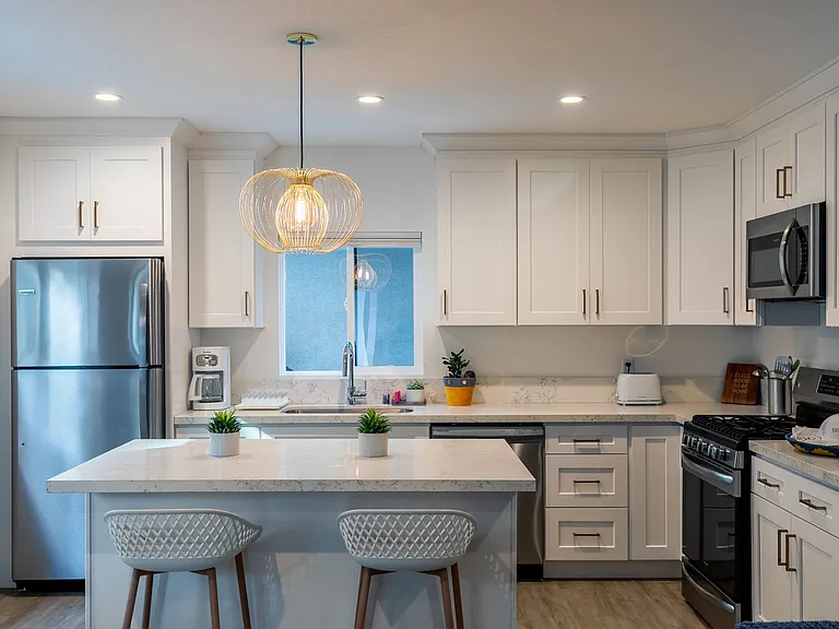 350 Hermosa Ave — Photo 22
