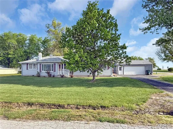 403 E Hawkins St, Center, MO 63436