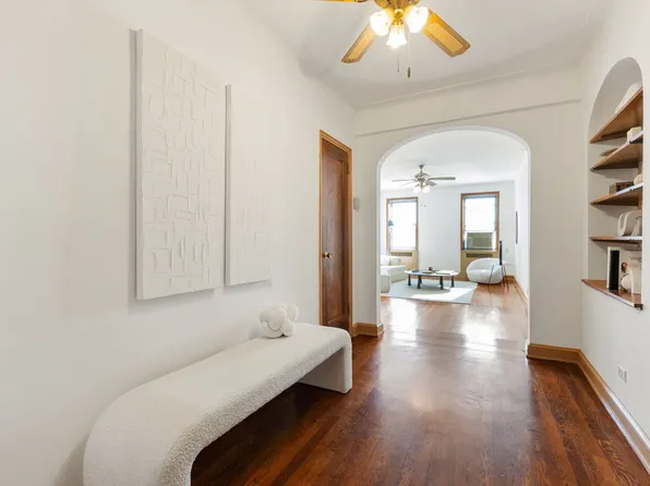 25-40 31st Avenue image 4 of 24