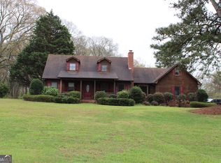 1150 Harris Hollis Ln, Rutledge, GA