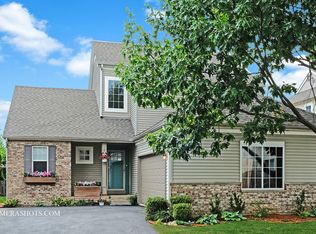 136 Calendula Ct, Romeoville, IL 60446