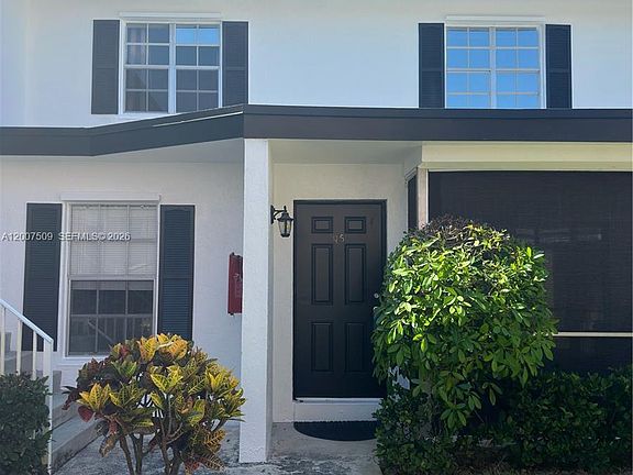 2nd image of 12422 Highway A1a Alt APT Q5