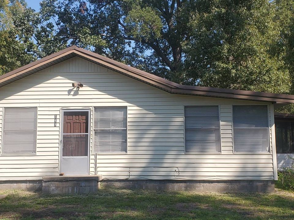 1st image of 210 Linda St #4