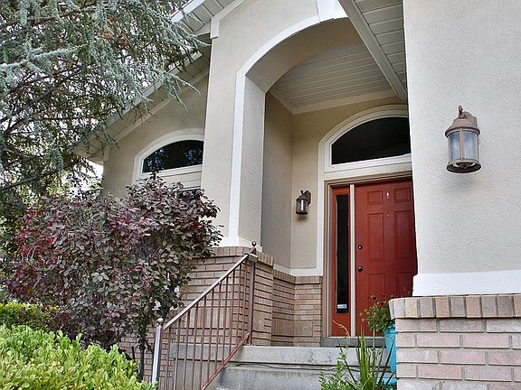 3rd image of 5902 S Tahnia Bay #1