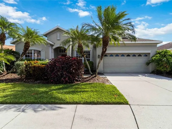 343 Londonderry Dr, Sarasota, FL 34240