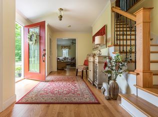 156 Orchard Cir, Richmond, MA 01254