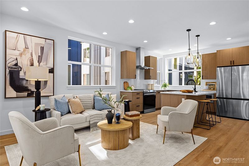 4th image of 1704 A N 47th Street