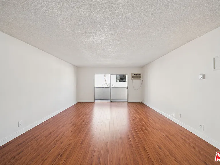 105 S Orlando Ave #207 — Photo 3