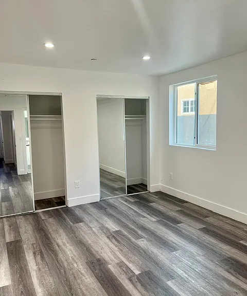 789 E 41st Pl — Photo 18