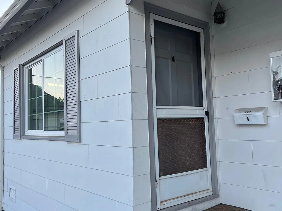 Private entrance