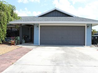 418 SE Langfield Ave, Port Saint Lucie, FL 34984