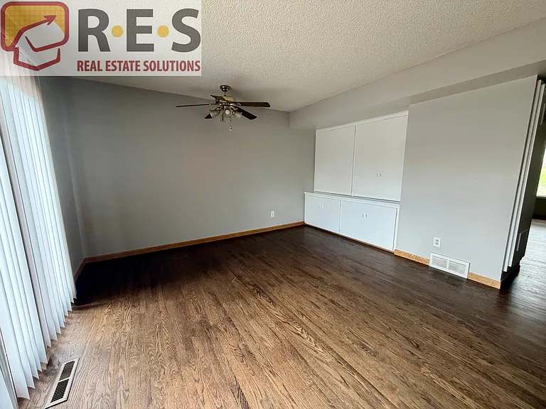 9032 E Lehigh Ave — Photo 3