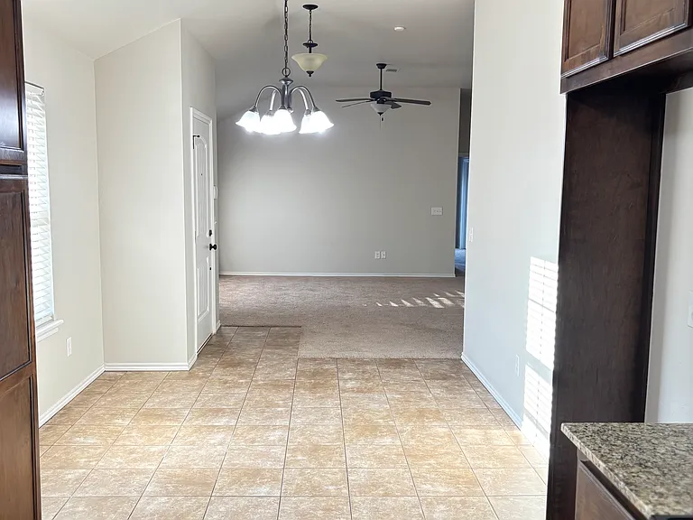9025 SW 46th St — Photo 5