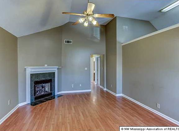 3rd image of 5575 Alexandria Ln