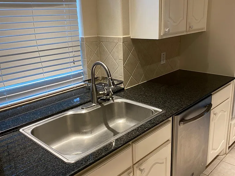 10119 W Temple Dr — Photo 27