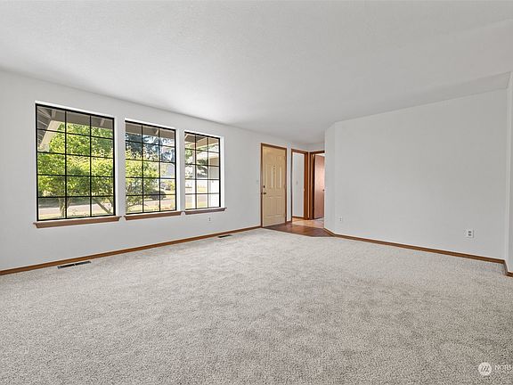 5th image of 6224 22nd Avenue SE