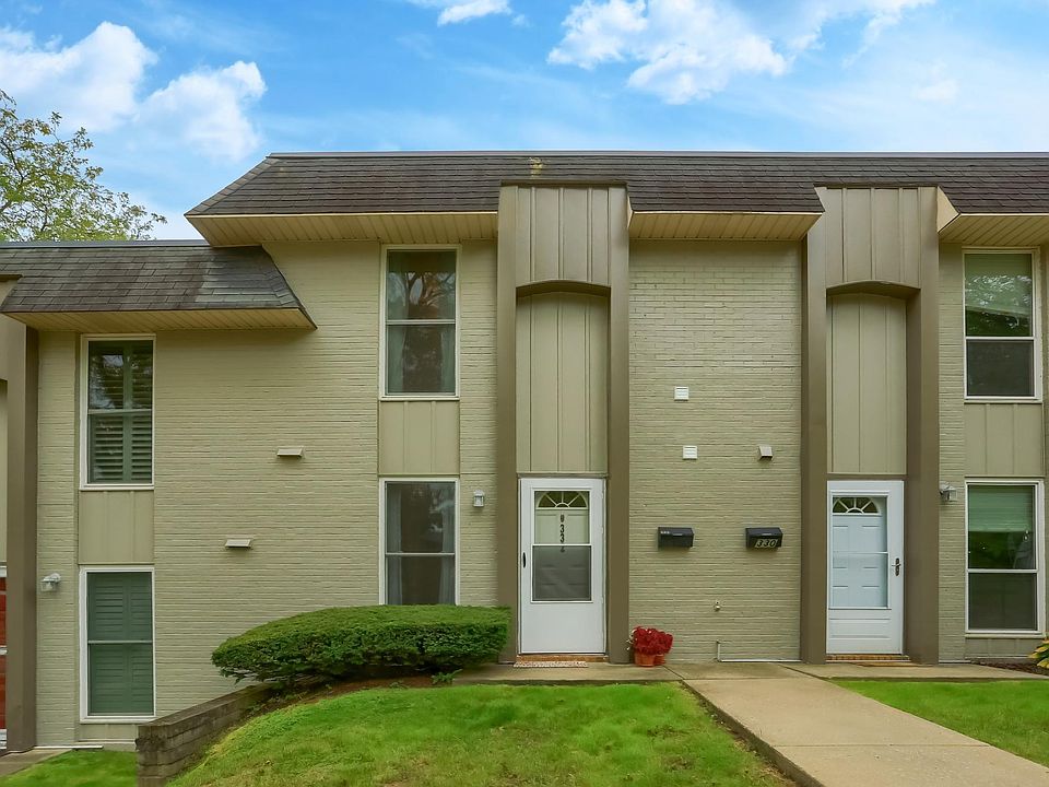 1st image of 332 College Park Dr
