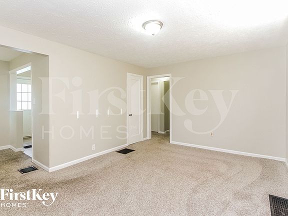 2nd image of 2337 Calhoun St
