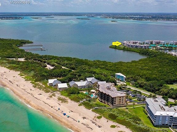 5th image of 5800 NE Island Cove Way APT 2104