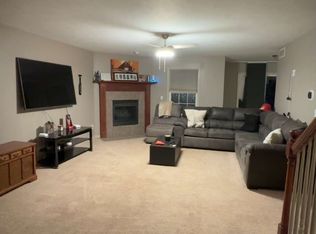 303 Waterford Estates Dr, Bloomington, IL