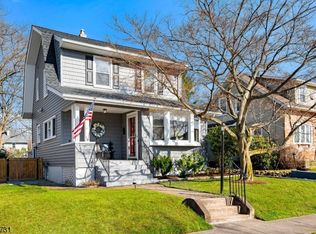 39 Parmelee Ave, Hawthorne, NJ