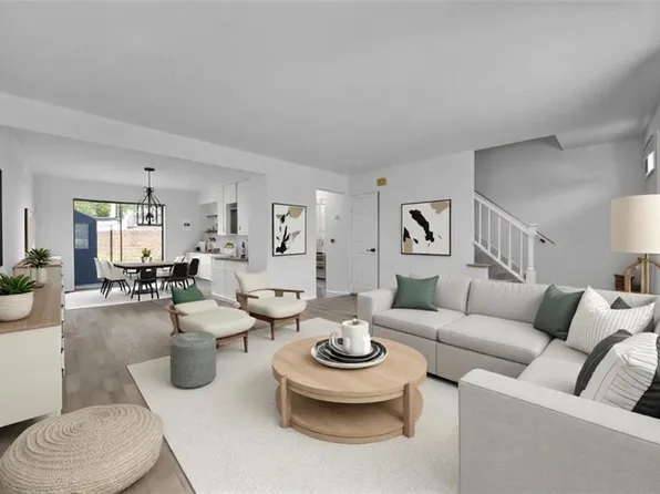 1312 Mikie Ct, Virginia Beach, VA 23453