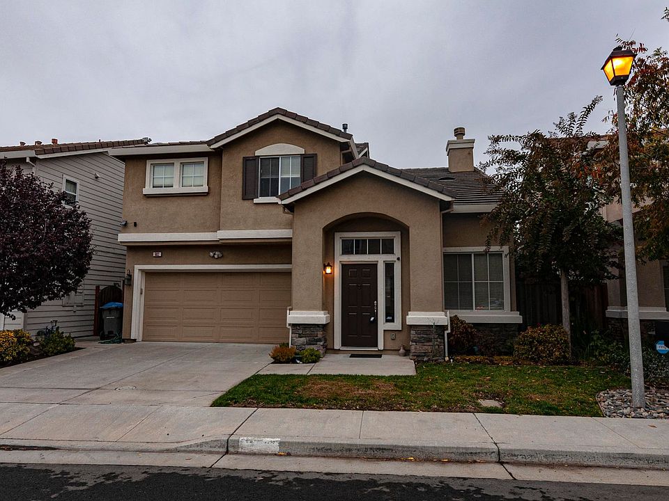 1st image of 902 Windsor Hills Cir