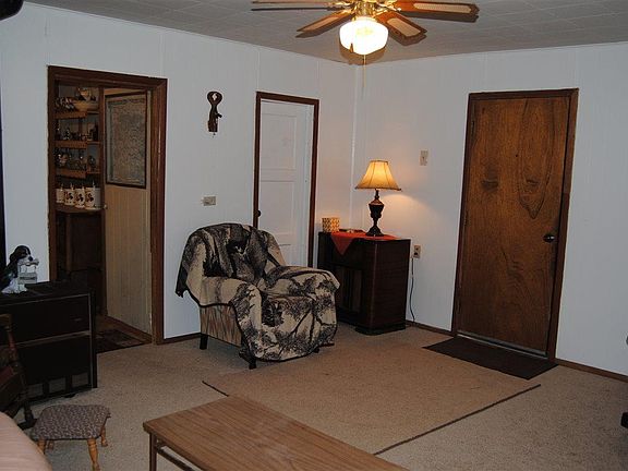 5th image of 606 E 9th Ave