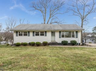 157 Interhaven Ave, North Plainfield, NJ 07060
