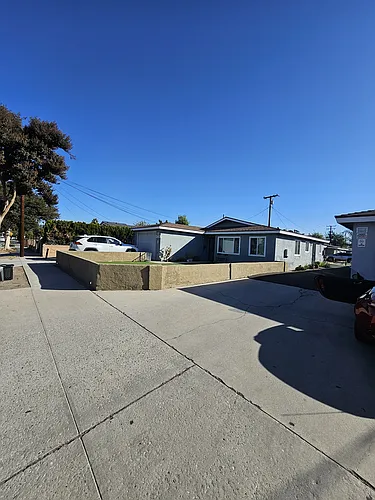 4724 Walnut Ave #B Photo 1 4724 Walnut Ave #B Photo 1