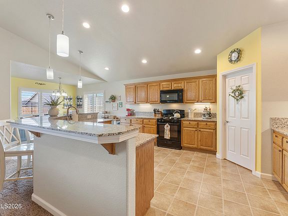 3rd image of 4540 Rutledge St