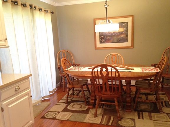 4th image of 204 Blueberry Dr