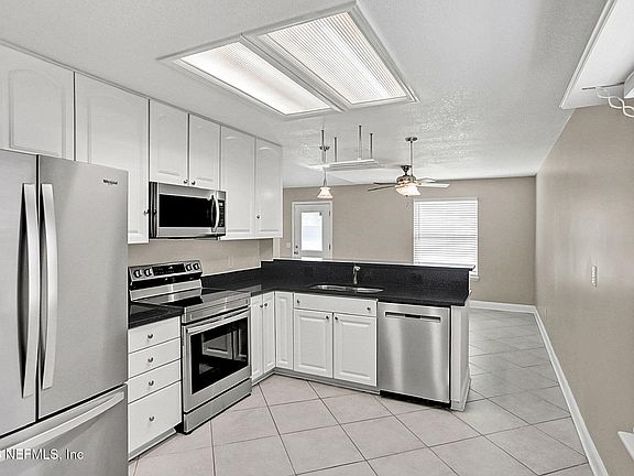 5th image of 8860 BANDERA Circle S