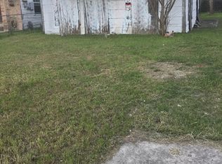 319 Iroquois St, San Antonio, TX 78211
