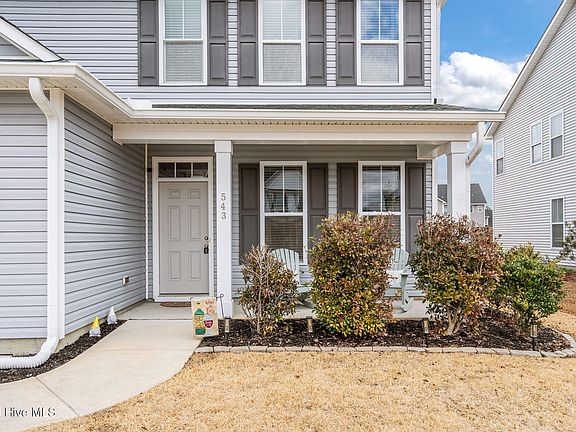 3rd image of 543 Heartwood Drive