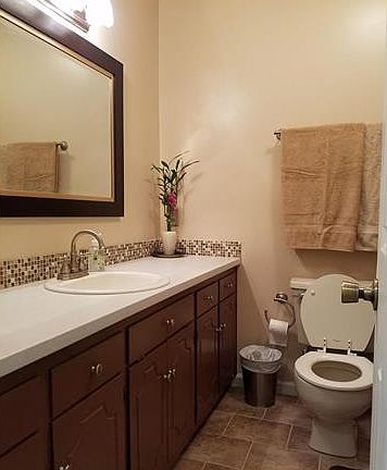 4th image of 7691 Wallace Ln