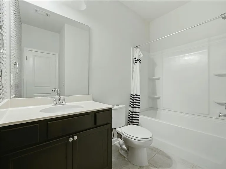 1900 Azure Grove Ct — Photo 13