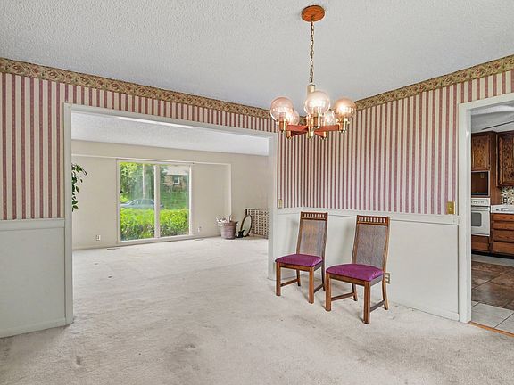 5th image of 4301 Golden Hills Dr