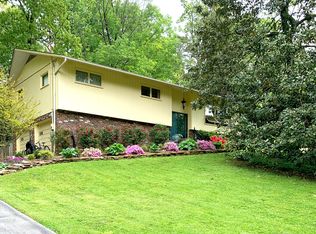 364 S Seven Oaks Dr, Knoxville, TN 37922
