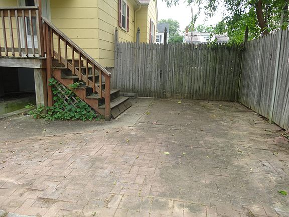4th image of 3020 White Ave
