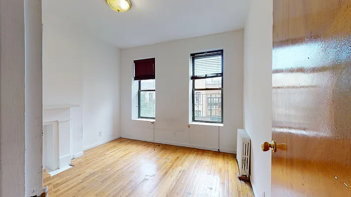 Rented by Bond New York | media 9