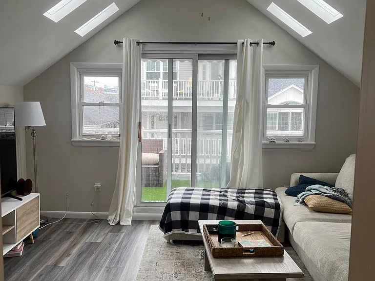 103 Florida St #2 — Photo 3