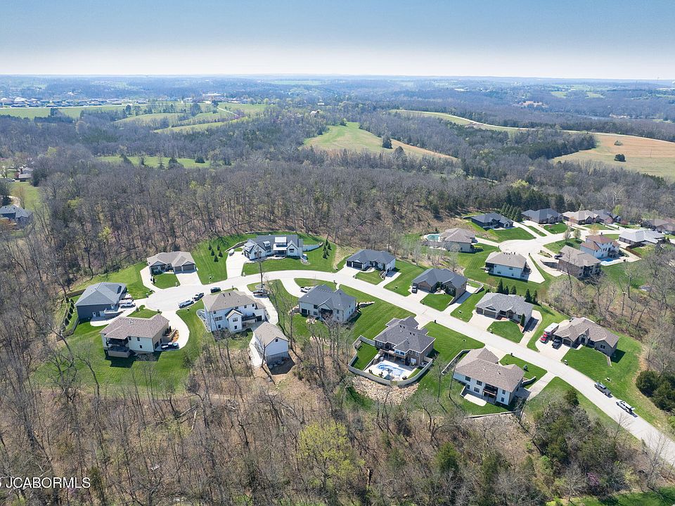 2nd image of 5515 La Charette Dr