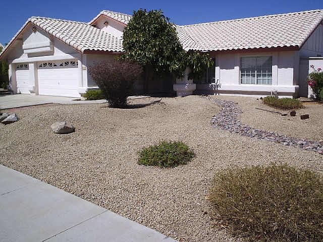 1st image of 17411 N 84th Ln