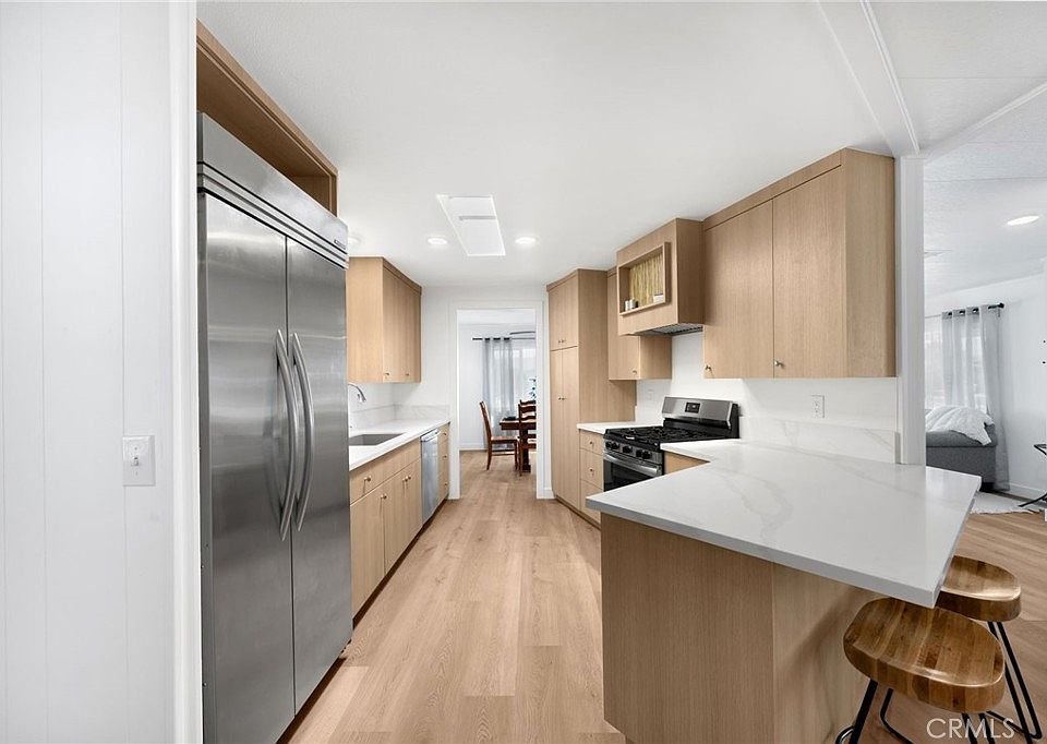 1st image of 38069 Calle De Amor